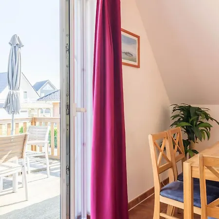 Johanna Og Lejlighed